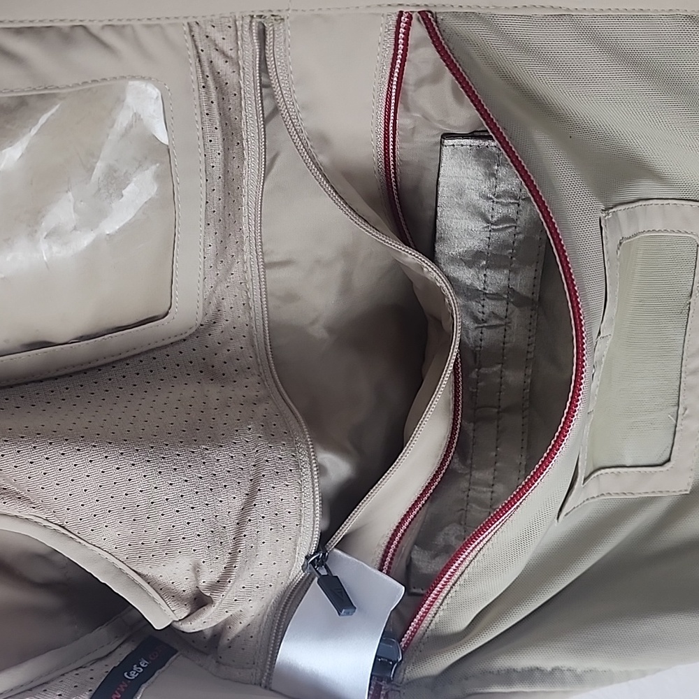 Scottevest RFID Travel Vest. - Picture 13 of 15